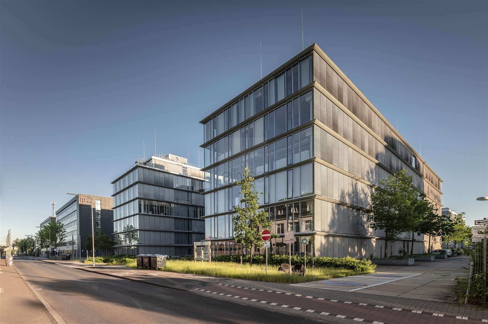 Office buildings at Hansaallee 299, owned by CLS Holdings
